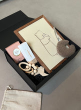 Afbeelding in Gallery-weergave laden, Baby + mommy box