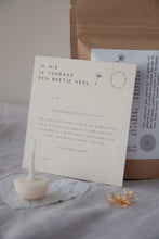 Afbeelding in Gallery-weergave laden, Een doosje troost