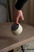 Afbeelding in Gallery-weergave laden, Kop L keramiek - Studio Timmerman