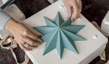 Afbeelding in Gallery-weergave laden, Kerstster Marielle - Keramiek