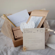 Afbeelding in Gallery-weergave laden, Doosje troost