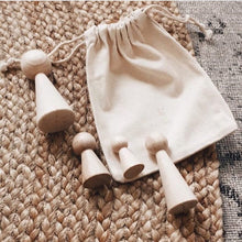 Afbeelding in Gallery-weergave laden, Houten familie - set van 12