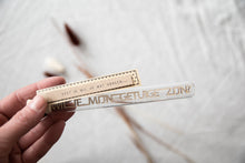 Afbeelding in Gallery-weergave laden, Wil je mijn getuige zijn cadeau. Message in a bottle. Glazen reageerbuisje met houten tekst.