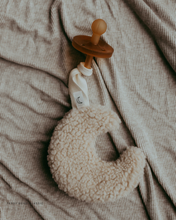 Afbeelding in Gallery-weergave laden, Dappermaentje speenkoord in de kleur beige wit