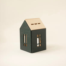 Afbeelding in Gallery-weergave laden, Babai houten speelhuisje donker groen