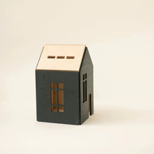 Afbeelding in Gallery-weergave laden, Babai houten speelhuisje donker groen