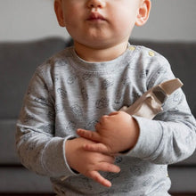 Afbeelding in Gallery-weergave laden, Maatindicatie van de houten neushoorn van Holztiger.