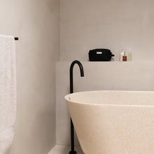 Afbeelding in Gallery-weergave laden, Linnen toilettas - zwart