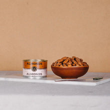 Afbeelding in Gallery-weergave laden, Almonds/amandelen bij Williams Cocktails
