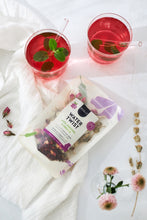 Afbeelding in Gallery-weergave laden, Brievenbus Tafelwater – Rose Mountain Tea Hibiscus

